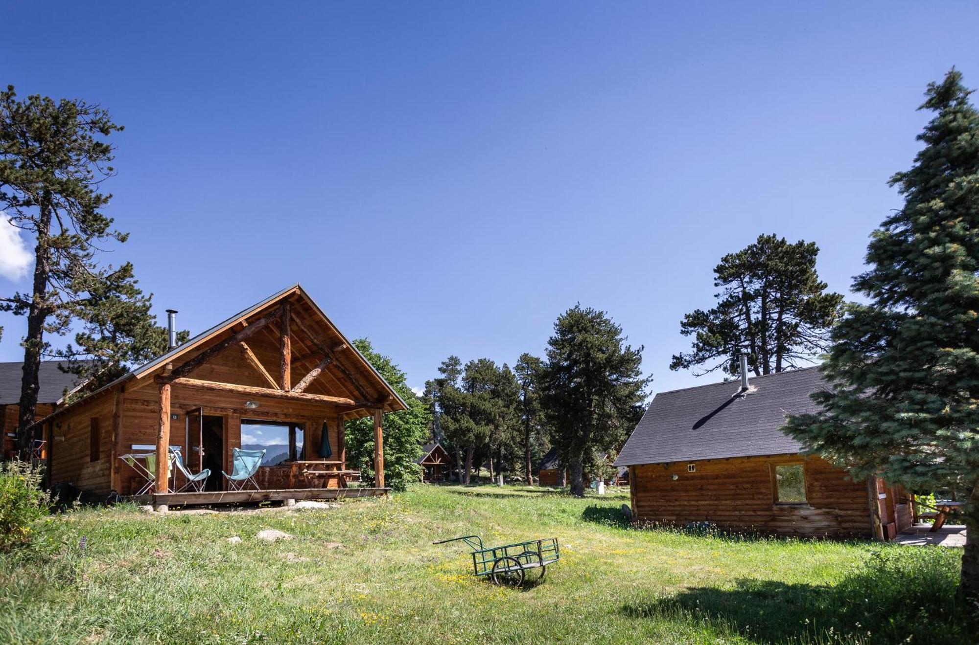 Huttopia Font Romeu ภายนอก รูปภาพ